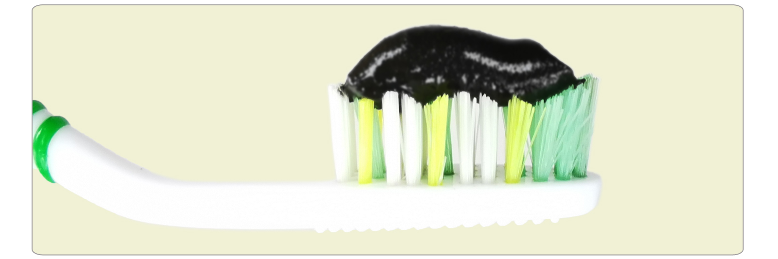 Toothpaste with activated charcoal, cloves & guava: eliminate tea coloring without damaging tooth enamel.